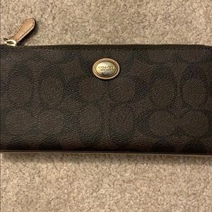 Coach wallet
